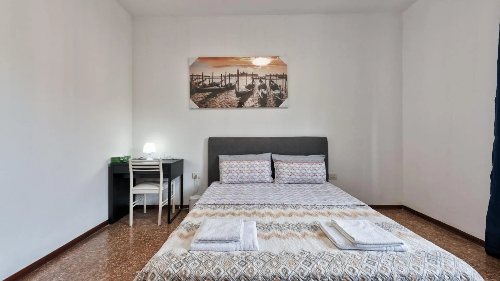 Cozy Best Apartment In City Marghera 0*,  Itália